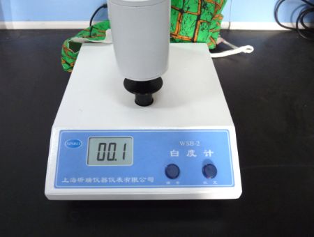 点击查看详细信息<br>标题：白度计 阅读次数：4339